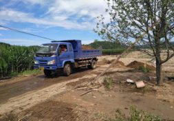 吉林市商务局组织流动售货车开赴灾区