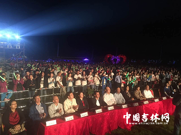 2016中国吉林市玫瑰音乐节金珠花海激情开唱!