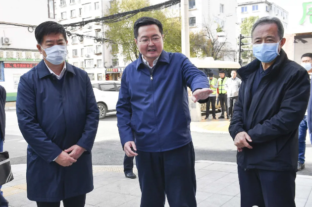 吉林市市长王路带队来到部分城区,开发区踏查调研"城市双修"和"走遍