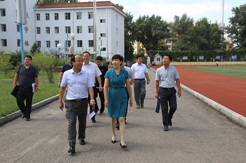 吉林市副市长盖东平到吉林朝中进行工作调研